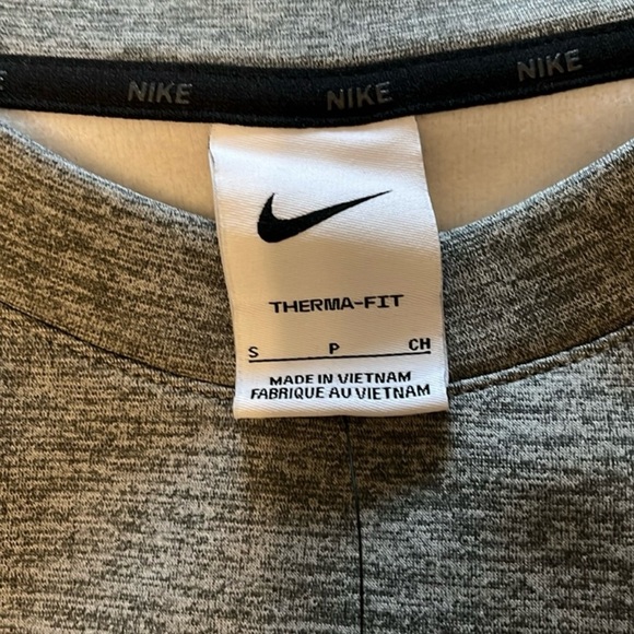 Nike Therma-Fit - Picture 5 of 6